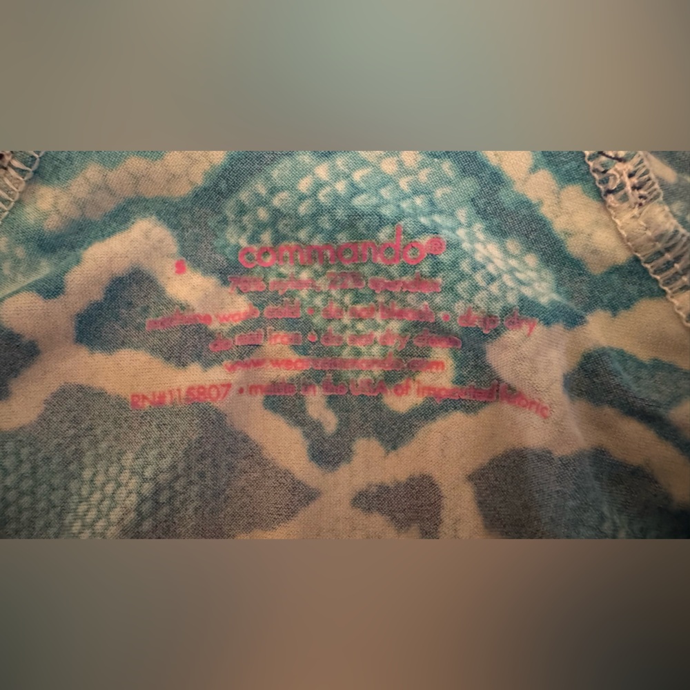 Commando Teal and Navy Snake-Print Long Sleeve Top Rash Guard - Picture 3 of 3